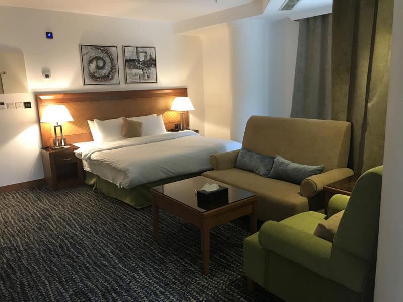 Lotaz Hotel suites Main image 2